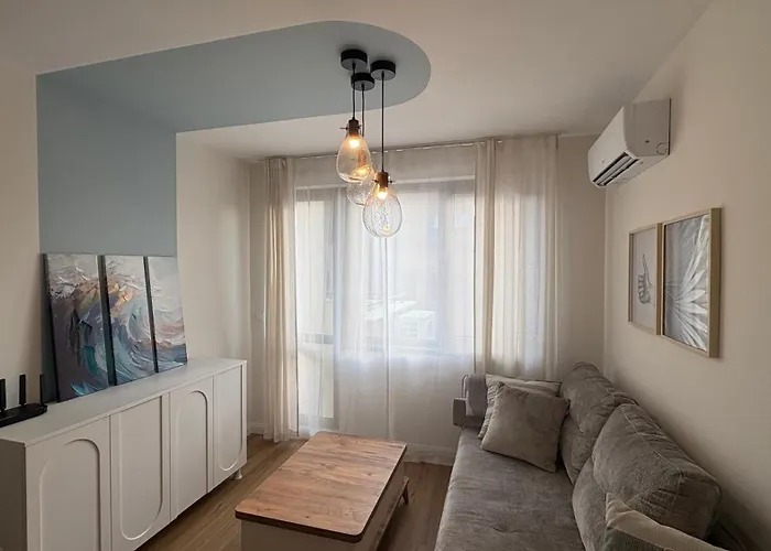 Comfort In - Modern, Bright By Flat Mаnаger *