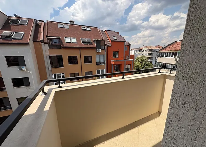 Comfort In - Modern, Bright By Flat Mаnаger *